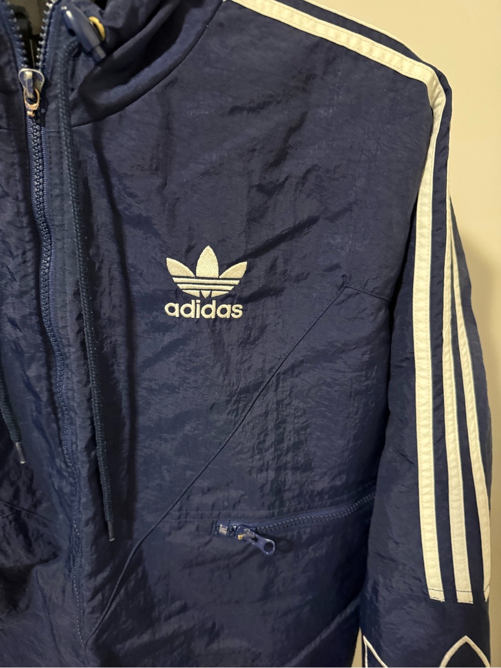 Vintage Adidas Windbreaker Jacket L Navy Trefoil Embroidered 3 Stripe Hooded - Picture 4 of 11